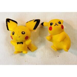 Vintage Pichu and Pikachu Lot 1999 TOMY Figure CGTSJ Pokemon Vintage Figures
